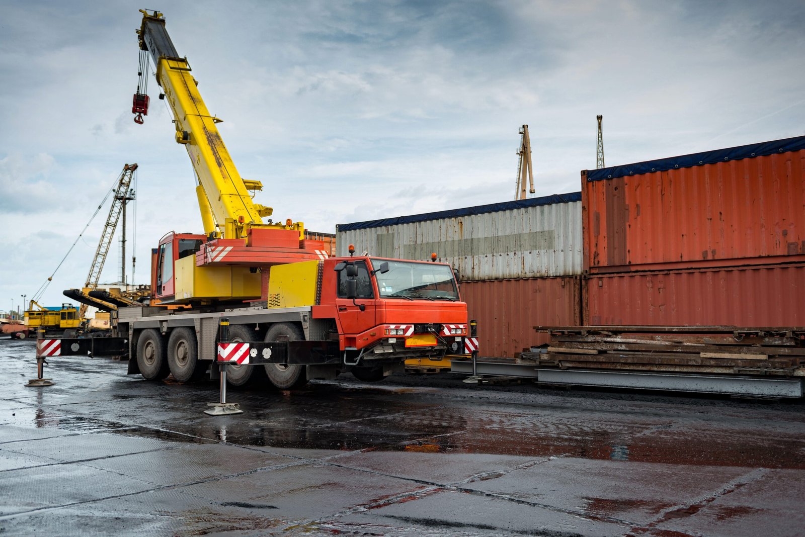 Work in port coal transshipment terminal.